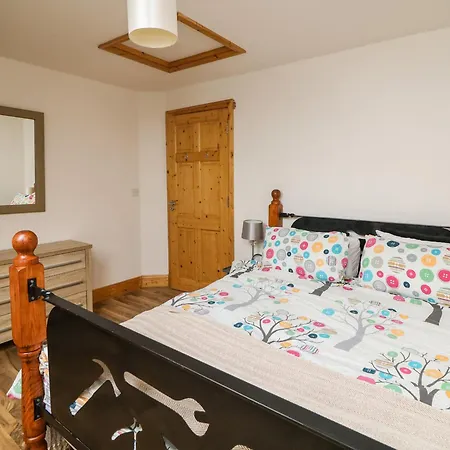 Old Field Hideaway * نيو روس