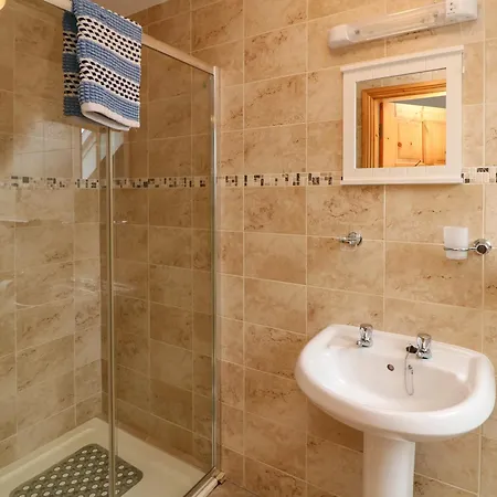 Old Field Hideaway * New Ross