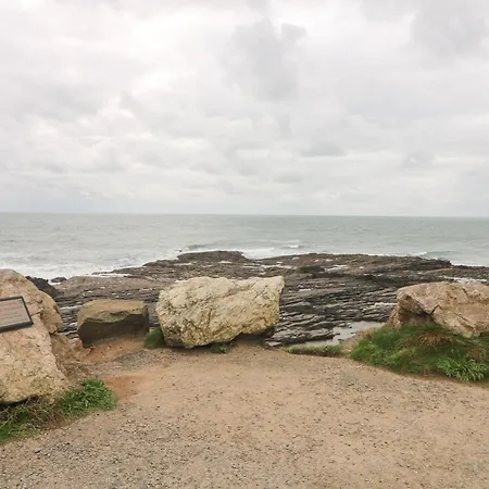 Old Field Hideaway * نيو روس